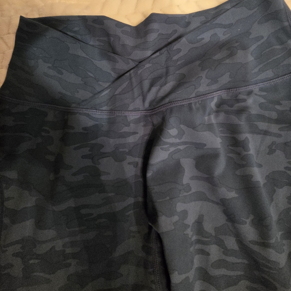 Alphalete Surface Power Legging - Delta Blue Camo - L  - Picture 2 of 6